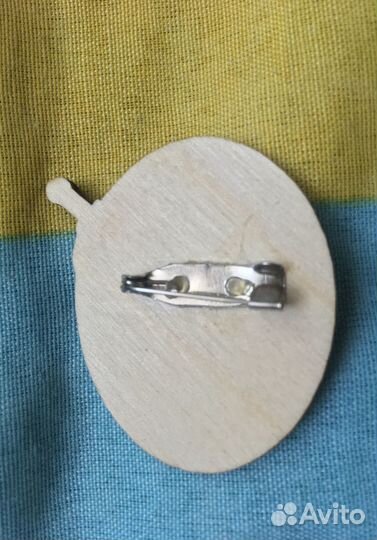 Уникальный деревянный значок Бендер Футурама