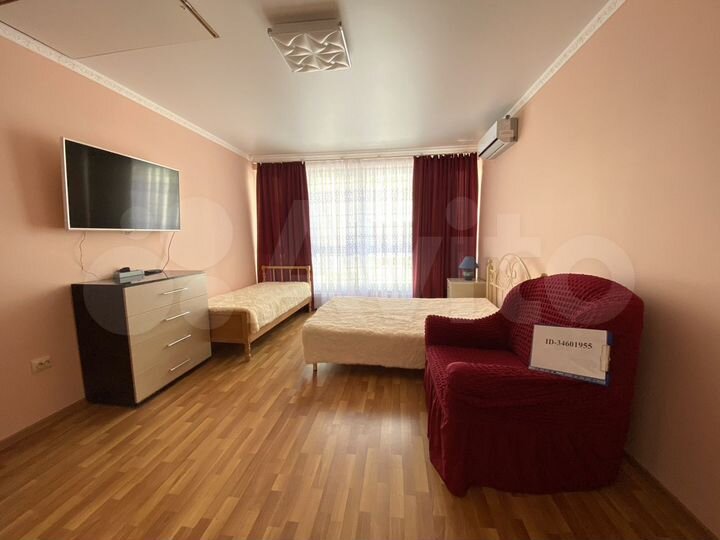 Коттедж 37 м² на участке 1 сот.