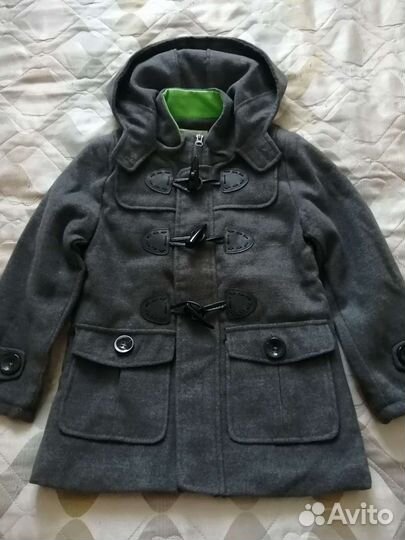Пальто на мальчика 110р