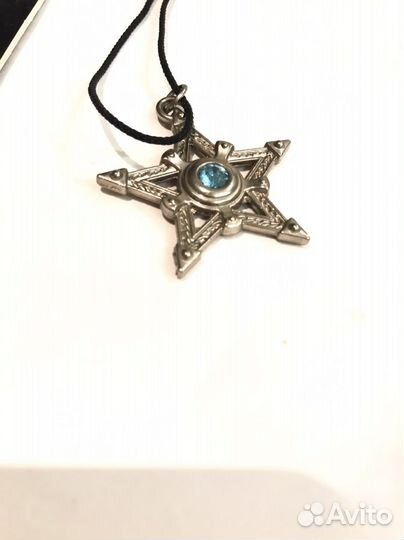 Аниме товары значки подвески фигурки