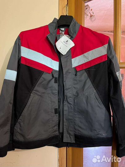 Рабочая спецодежда комбинезон