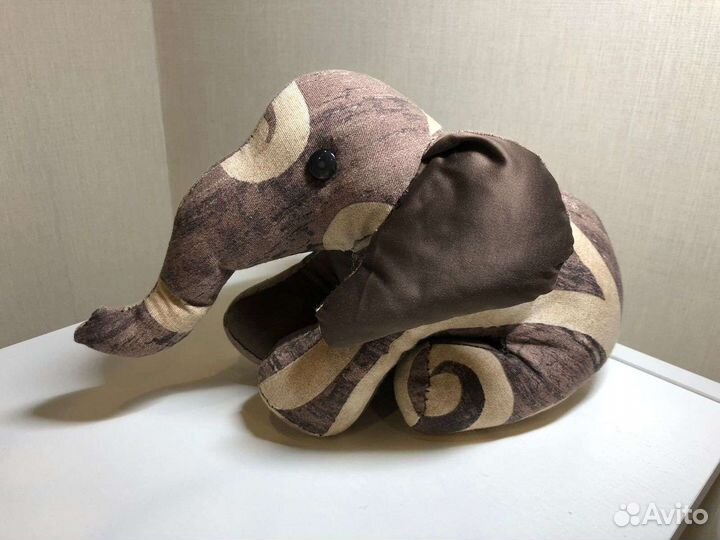 Игрушка слон