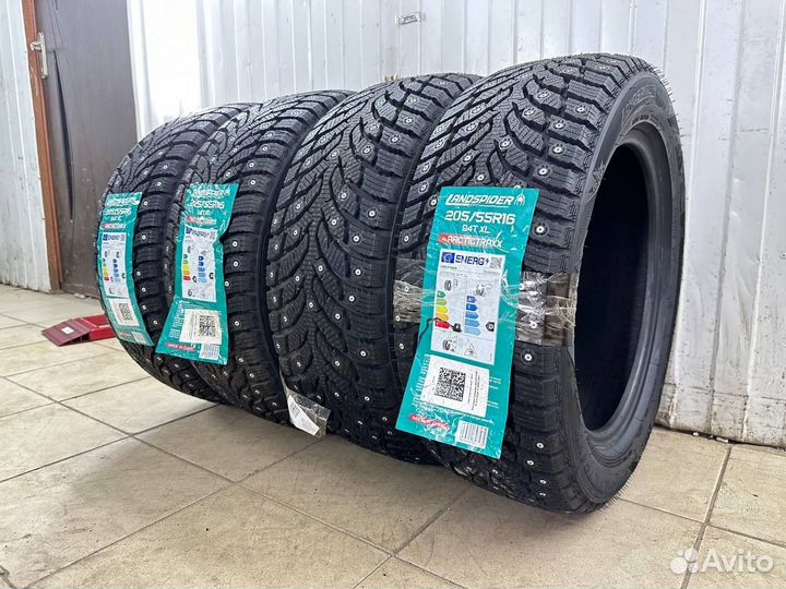 Landspider Arctictraxx 235/50 R21