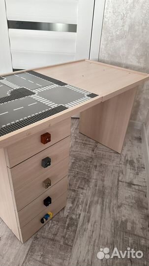 Стол для лего