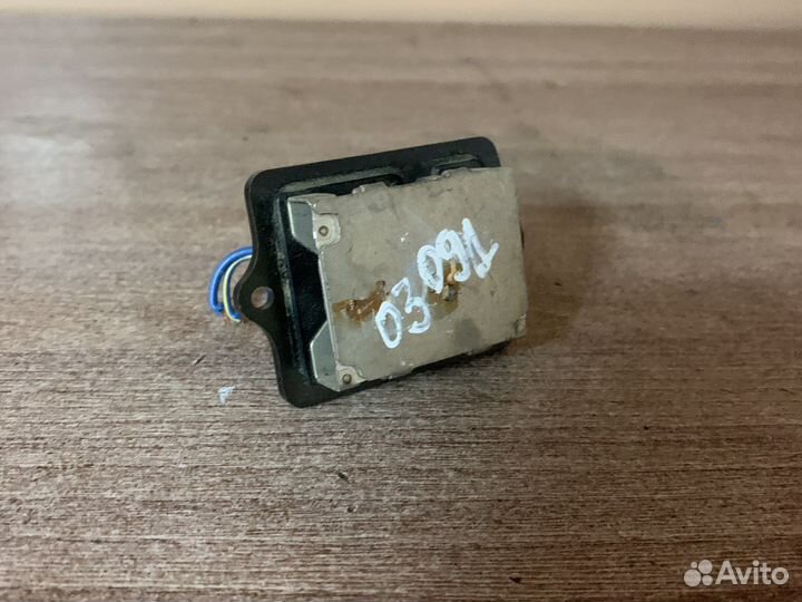 Резистор печки Mazda MPV