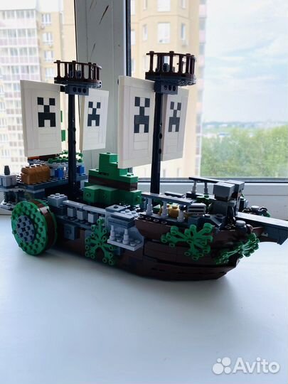 Minecraft (деревня,оружие,корабль и книга)