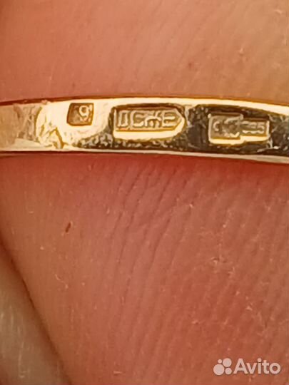 Золотой комплект ринго с бриллиантами 585 пробы