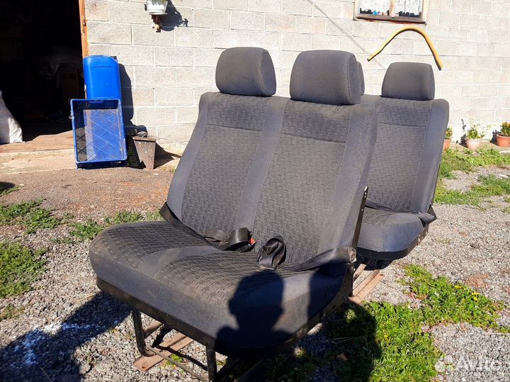 Автомобильное сиденье бу