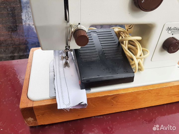 Швейная машинка Чайка 134А