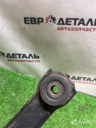 Рычаг задний задний правый Mercedes Benz Vito