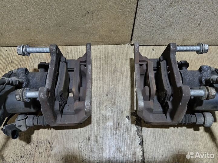 Тормозные суппорта audi a6 c7 3.0 задние