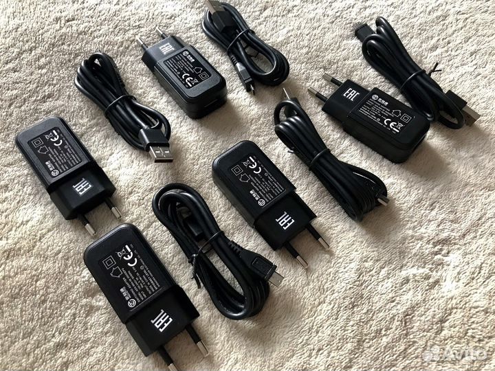 Новое зарядное устройство. hoito 5v 1A micro usb