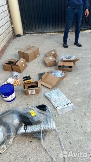 Запчасти на комбайн new holland