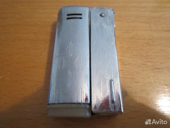 Зажигалка бензиновая защита от ветра