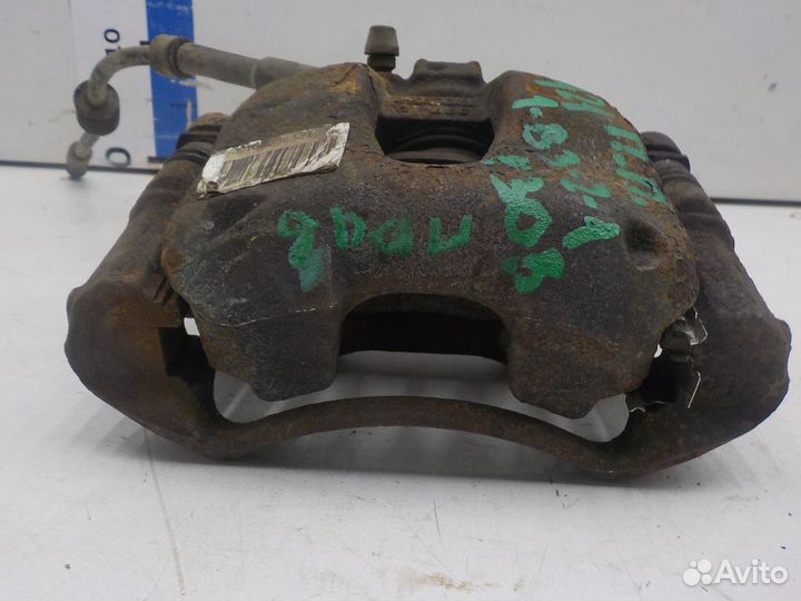 Суппорт тормозной передний правый Peugeot 308 2011