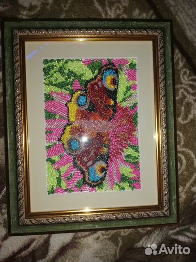 Картина бисером бабочка