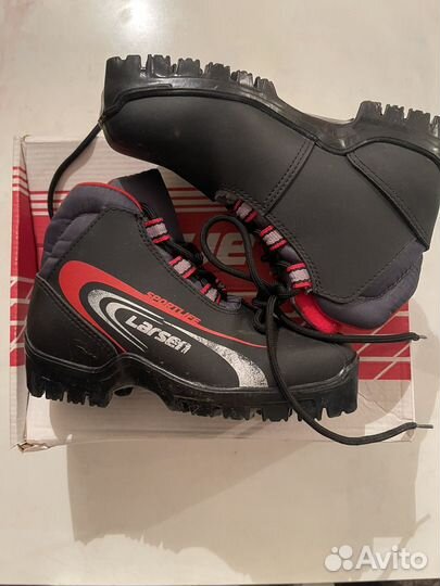 Лыжные ботинки Larsen детские 31р