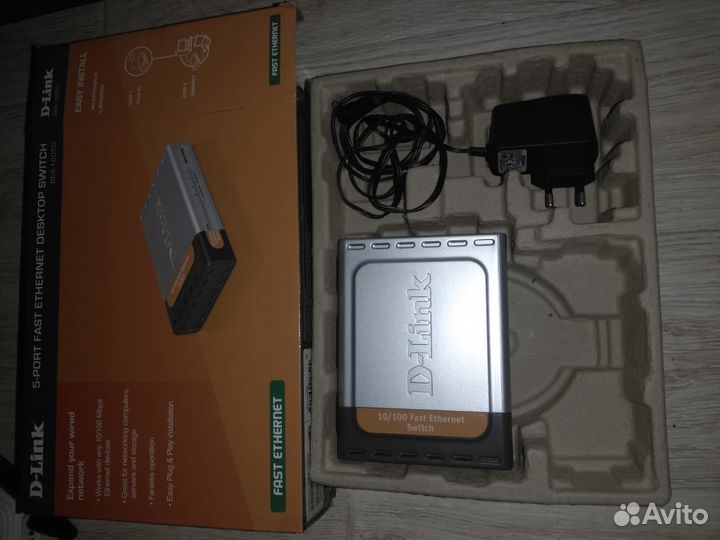 Коммутатор D-Link DES-1005D