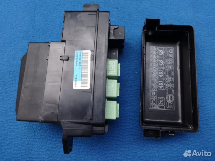 Распределитель под капота Мини Купер Р56 Mini R56