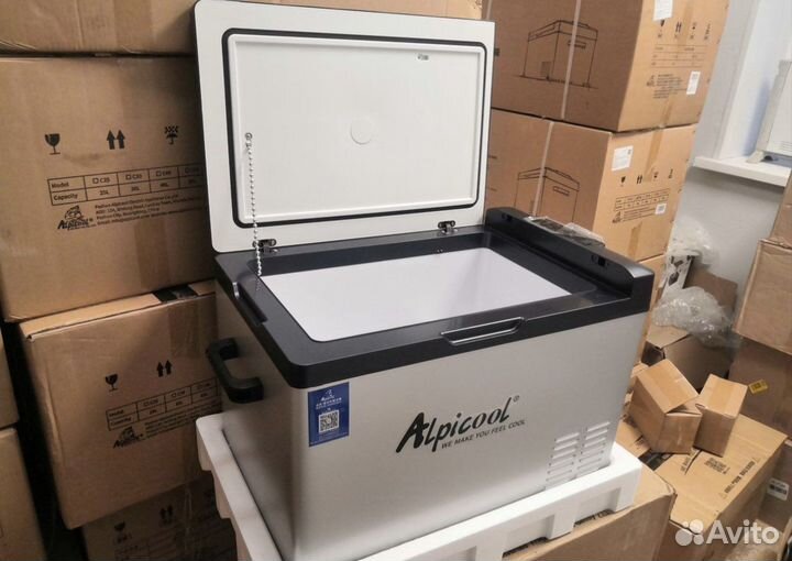 Холодильник в авто Alpicool новый