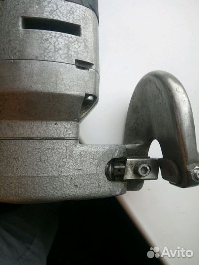 Электроножнцы Bosch