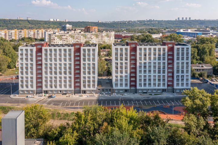 3-к. квартира, 93,5 м², 4/10 эт.