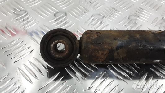 Амортизатор задней балки volkswagen passat B6 (XEA