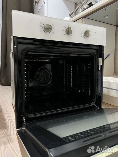 Духовой шкаф