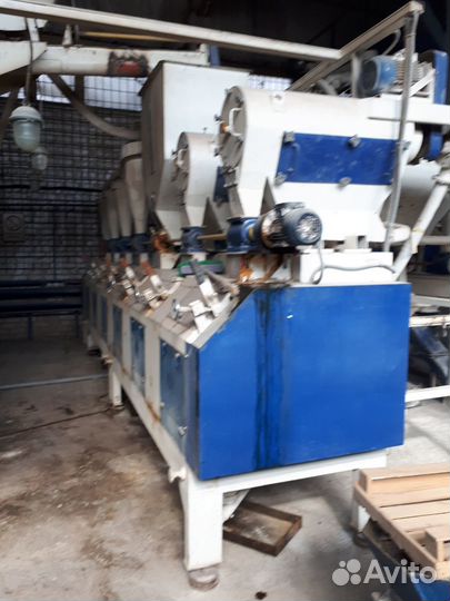 Мельница для муки харьковчанка 1200