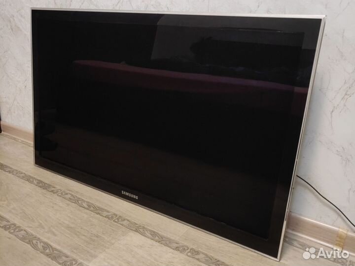 Телевизор samsung