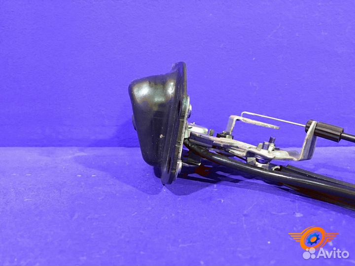 Замок двери багажника Nissan Pathfinder R51 SUV