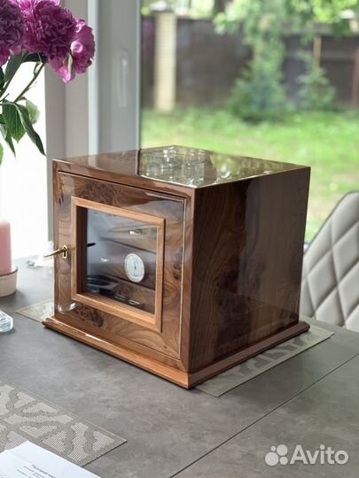 Хьюмидор Gentili на 150 сигар (Италия)