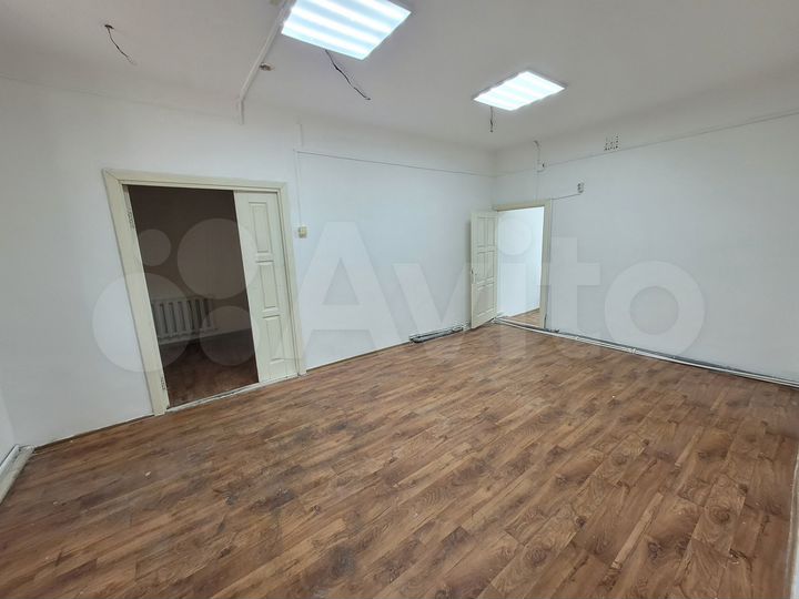 Торговая площадь, 67.6 м²