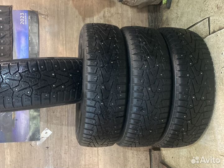 Pirelli Ice Zero 185/65 R15