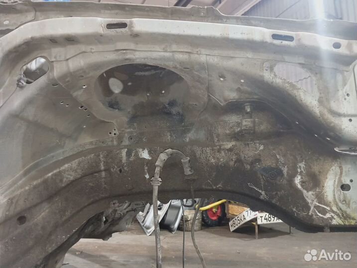 Панель передняя Ford Mondeo 3 (B4Y)