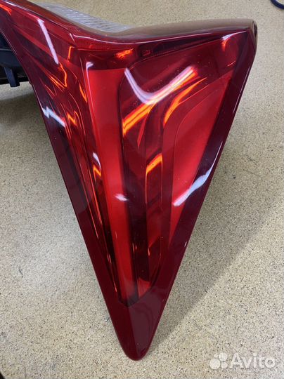 Фонарь задний правый Mitsubishi Pajero Sport