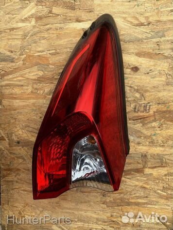 Фонарь задний левый в крыло Toyota C-HR