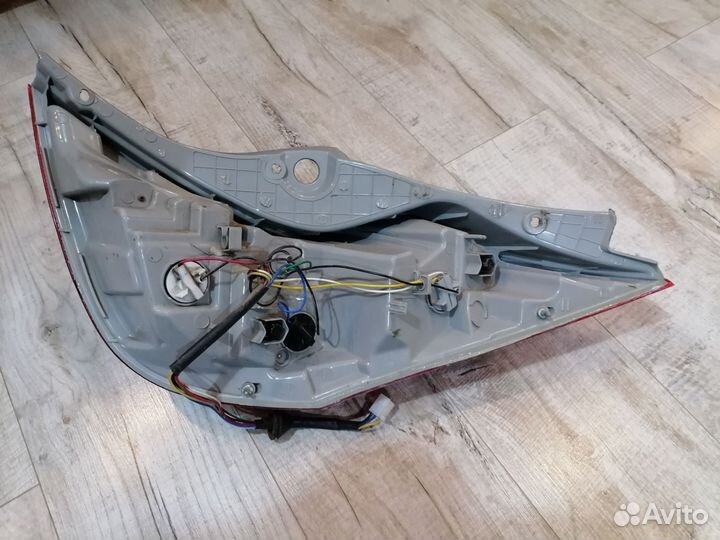 Левый задний фонарь Хундай Солярис хэтчбек