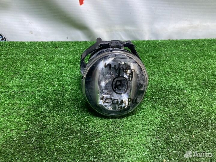 Фара противотуманная передняя правая Toyota Camry