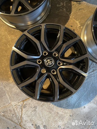 Диски Toyota Hilux GR Sport R18
