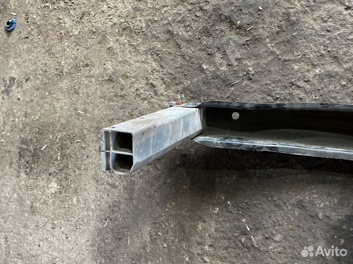 Усилитель бампера задний Ауди А4 В8