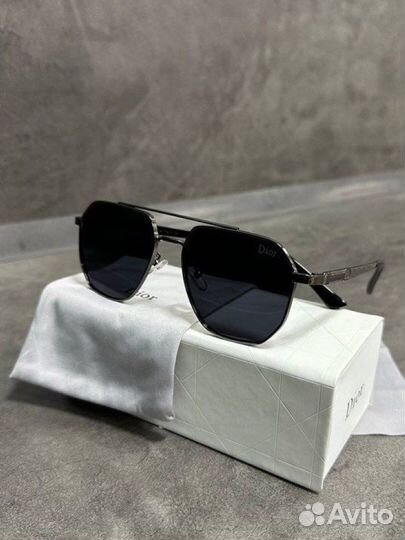 Солнцезащитные очки новинки июль 2023