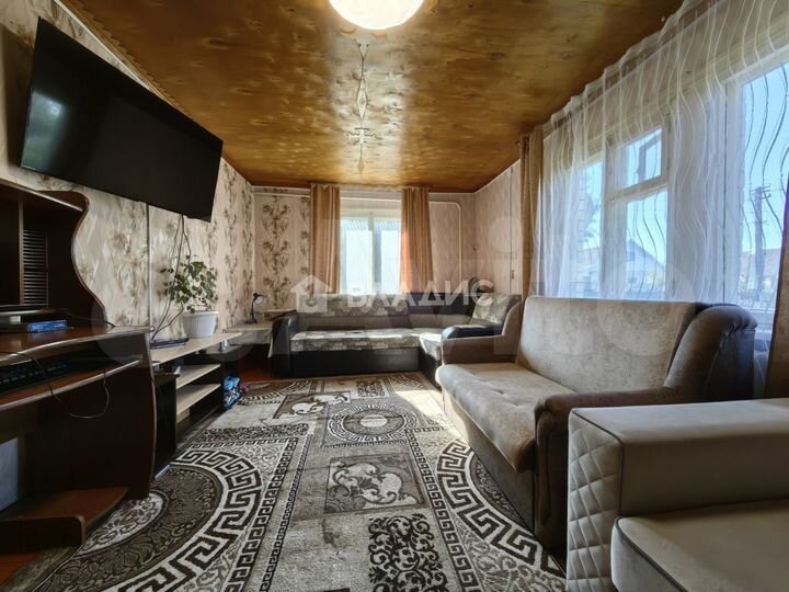 Дом 104 м² на участке 8 сот.