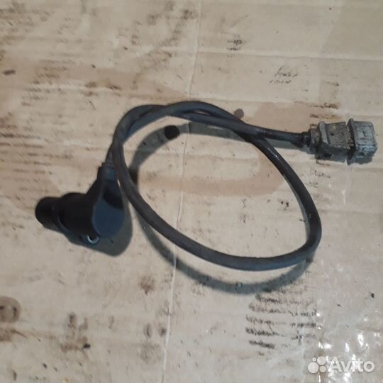 Датчик колен вала 1,8 Ауди А4Б5 VW Пассат Б5