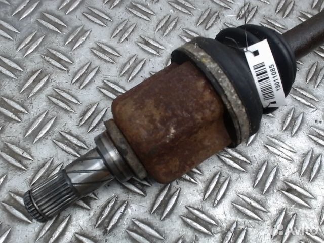 Полуось передняя правая (приводной вал, шрус), Nis