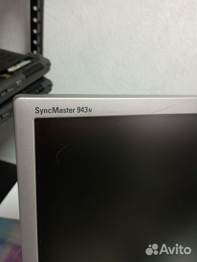 Монитор Samsung 17 дюймов плюс провода