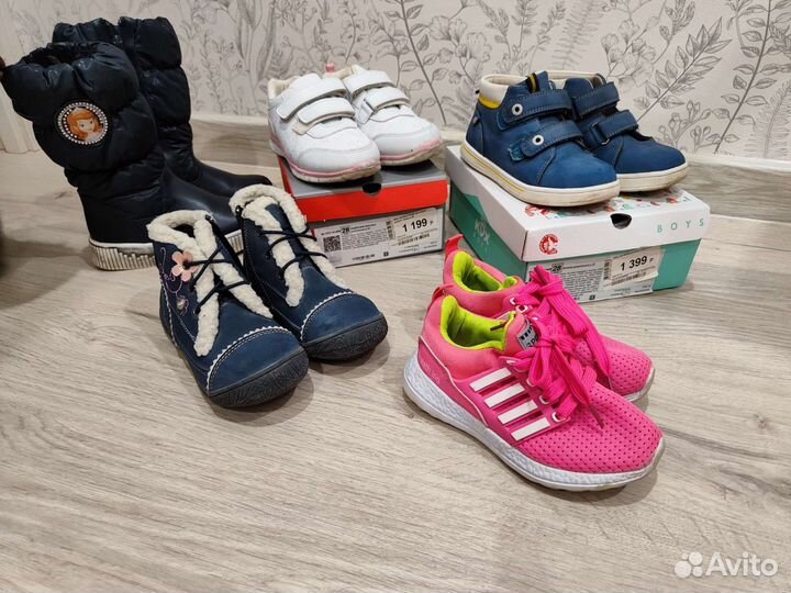 Обувь для девочки пакетом 28 размер
