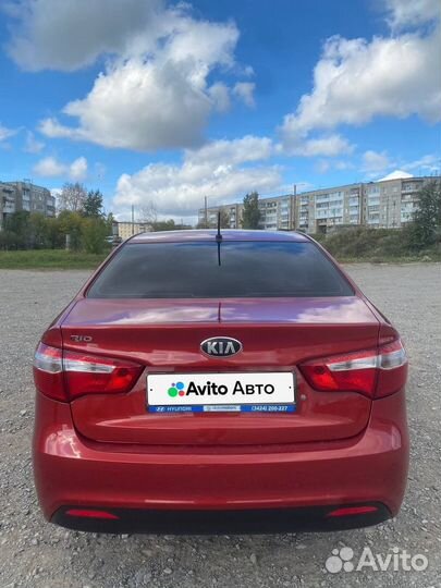 Kia Rio 1.4 AT, 2013, 132 000 км