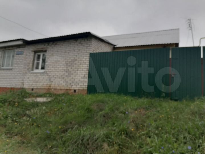 Дом 34,7 м² на участке 20 сот.