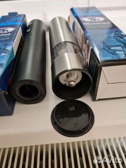 Подарочный набор из электронных мельниц и штопора